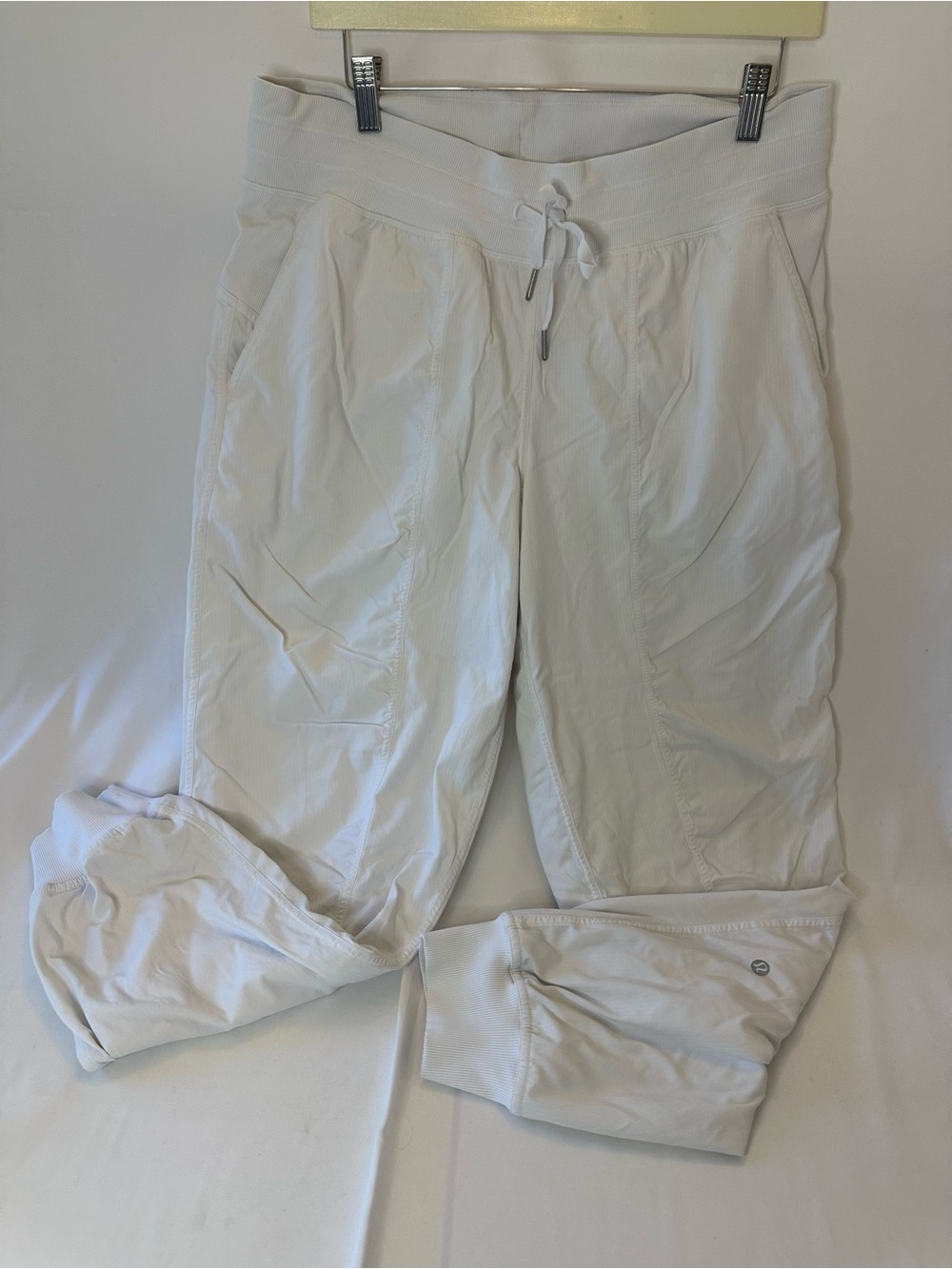Lululemon Dance Studio White Joggers Size 12 Lined 28 Inch Inseam